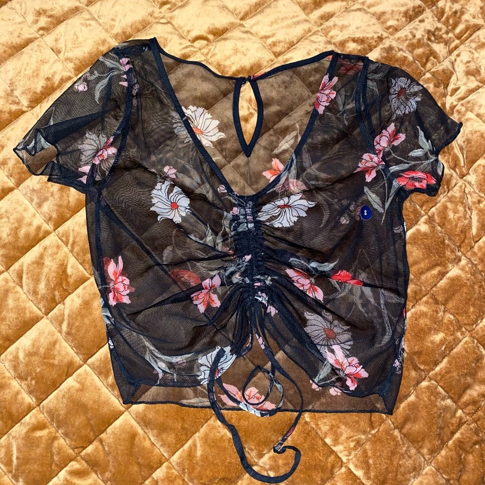 NWT Hollister Crop top